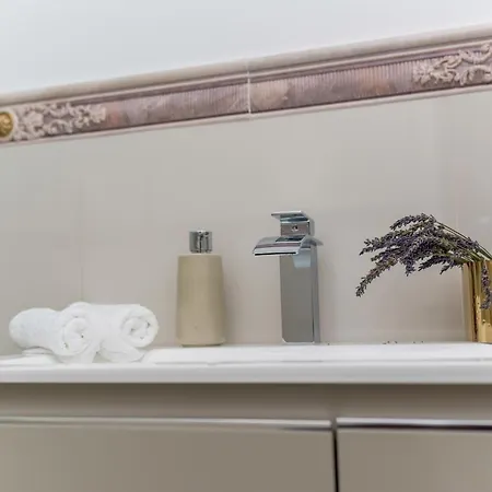Cikat Bay Apartman