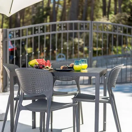 Apartment Cikat Bay Mali Lošinj